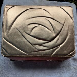 NWOT Lancome Paris Metallic Gold Women's Bag Makeup Case Zipper Travel Kit